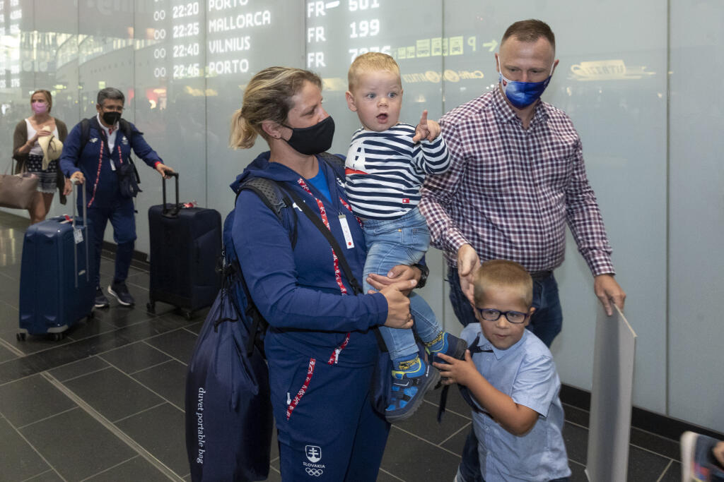 Krátko po Nathanovi na svoju zlatú maminu vyskočil aj mladší syn Noah.