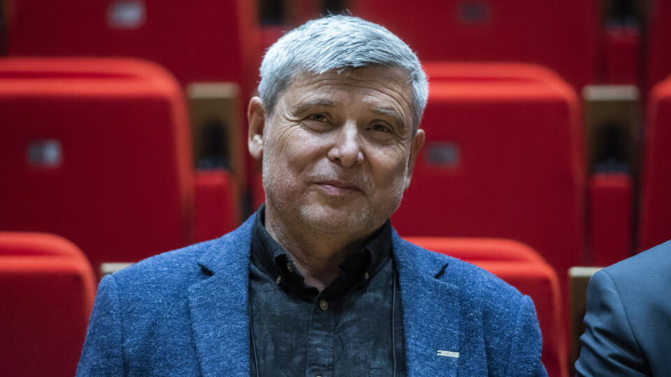 Na snímke kandidát Vladimír Seman počas verejného vypočutia kandidátov na generálneho riaditeľa RTVS na Výbore NR SR pre kultúru a médiá v Bratislave 13. júna 2022. FOTO TASR - Jaroslav Novák