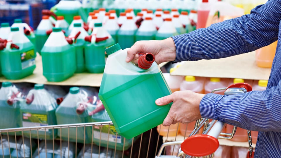 Man,Buys,Windshield,Washer,Fluid,In,The,Supermarket