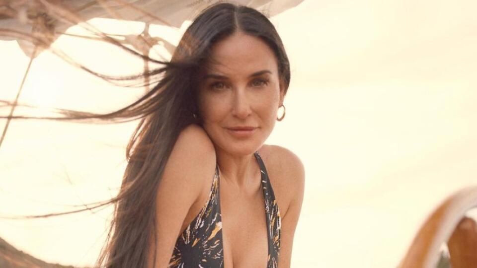 Demi Moore sa v lete pochválila sexi telom v bikinách.