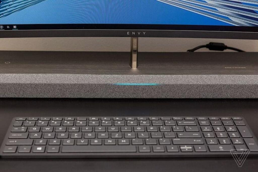 HP Envy Curved AiO 34 podstavec