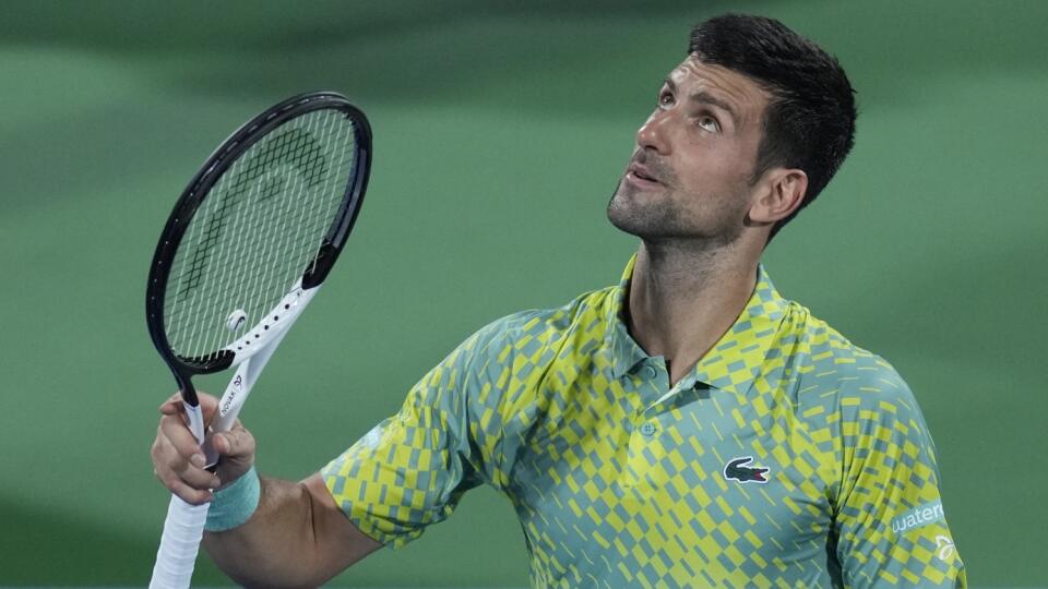 WA 26 Dubaj - Srbský tenista Novak Djokovič sa teší po výhre nad Tallonom Griekspoorom z Holandska v osemfinálovom zápase mužskej dvojhry na tenisovom turnaji ATP v Dubaji v stredu 1. marca 2023. Djokovič zvíťazil  6:2, 6:3. FOTO TASR/AP

Serbia's Novak Djokovic celebrates after he beats Netherland's Tallon Griekspoor during a match of the Dubai Duty Free Tennis Championships in Dubai, United Arab Emirates, Wednesday, March 1, 2023. (AP Photo/Kamran Jebreili)