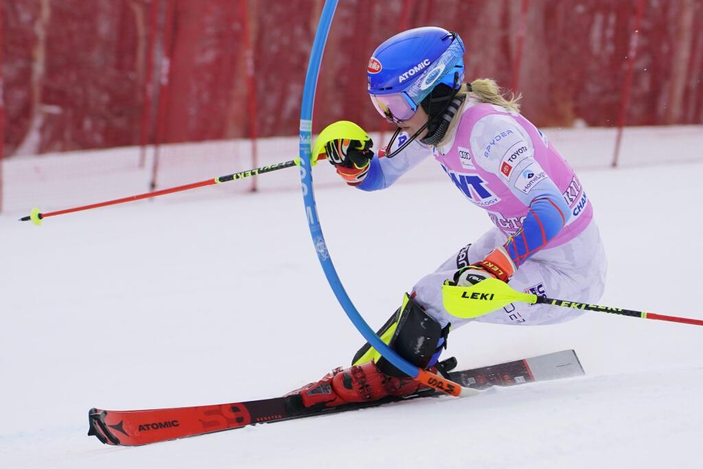 Americká lyžiarka Mikaela Shiffrinová v 1. kole slalomu Svetového pohára v alpskom lyžovaní v americkom Killingtone.