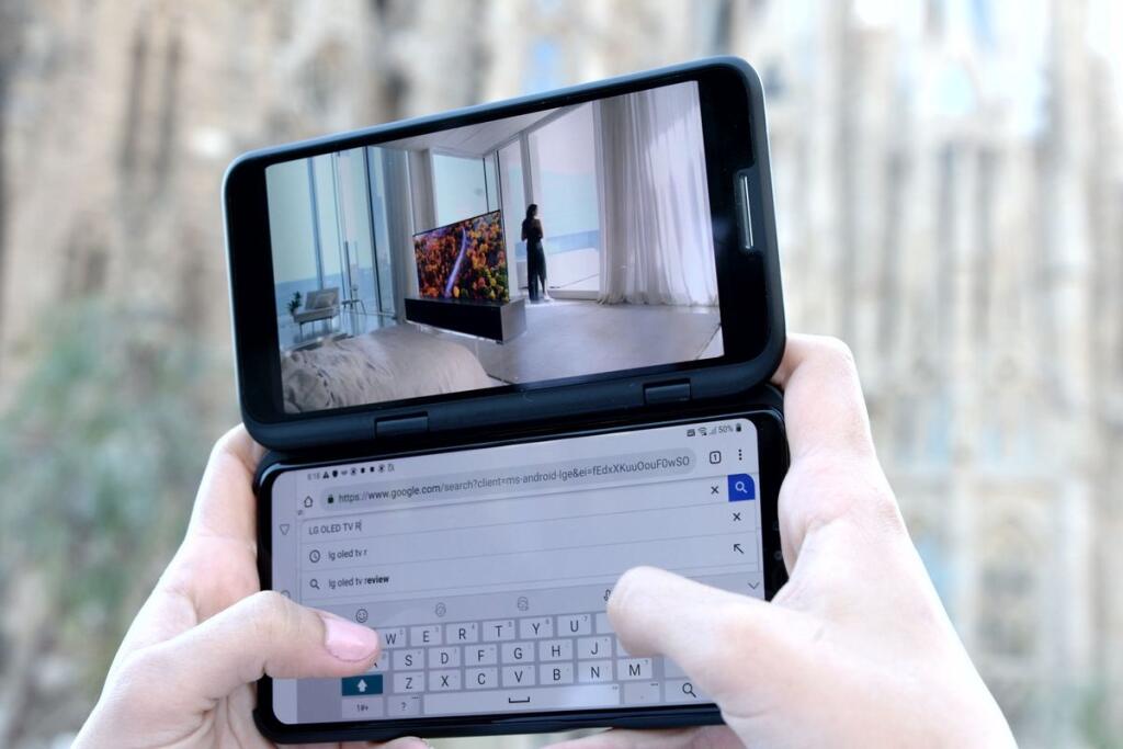 LG V50 ThinQ s klávesnicou na Dual Screen obrazovke