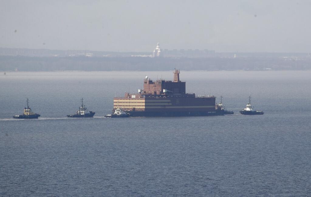 Akademik Lomonosov, prvá mobilná jadrová elektráreň