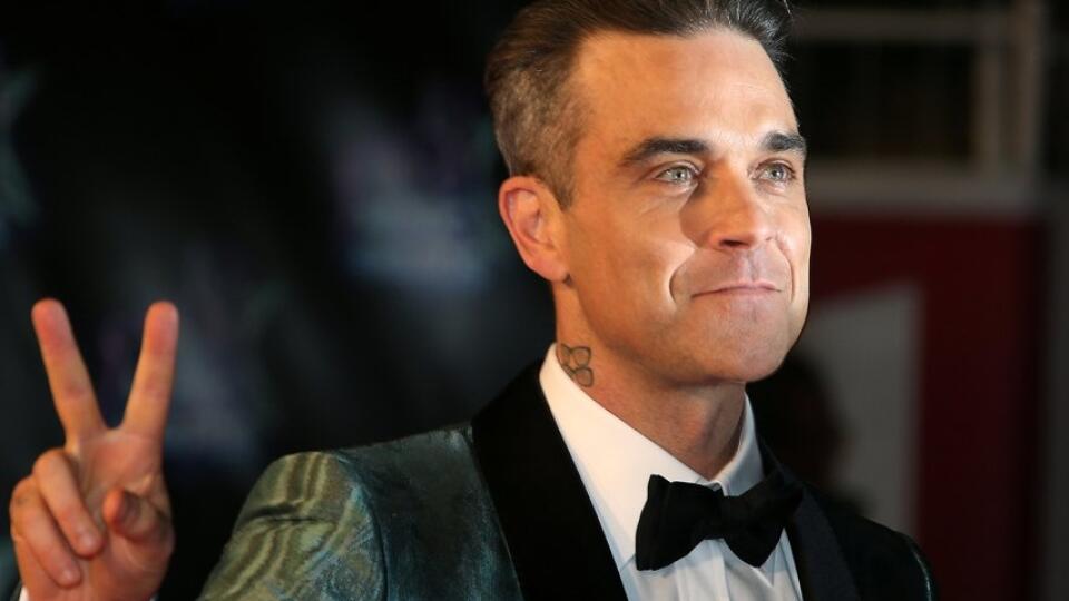 Robbie Williams žije luxusný život.