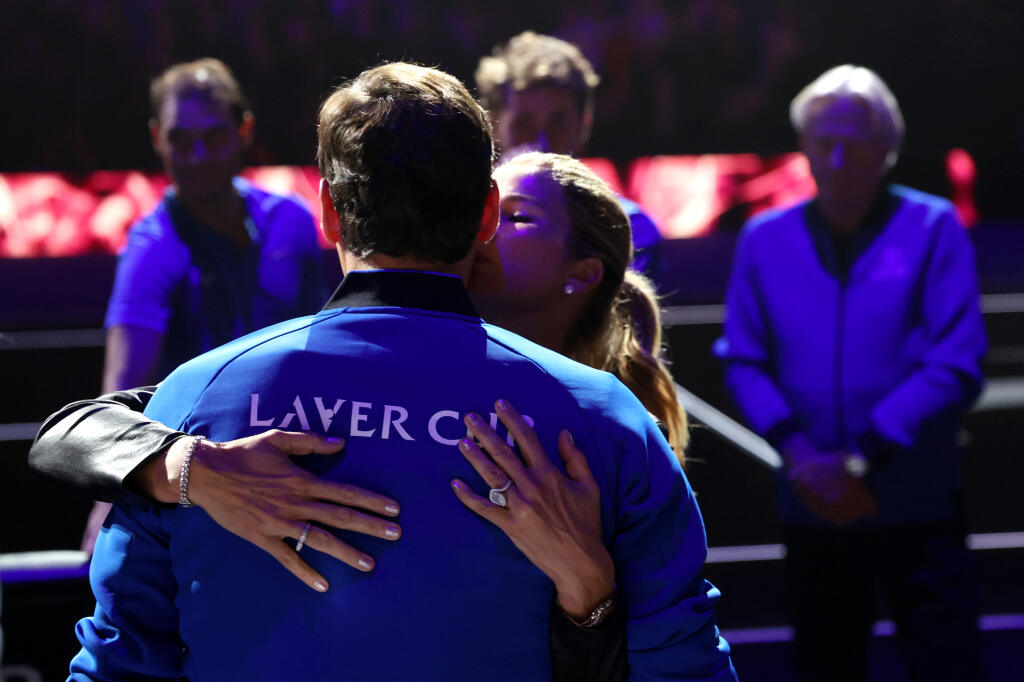 Mirka sa objavila na kurte počas rozlúčky jej manžela na Laver Cupe. Srbi si všimli jej luxusné hodinky, ktorých šialená cena vyráža dych a Djokoviča dokonale strčila do vrecka.