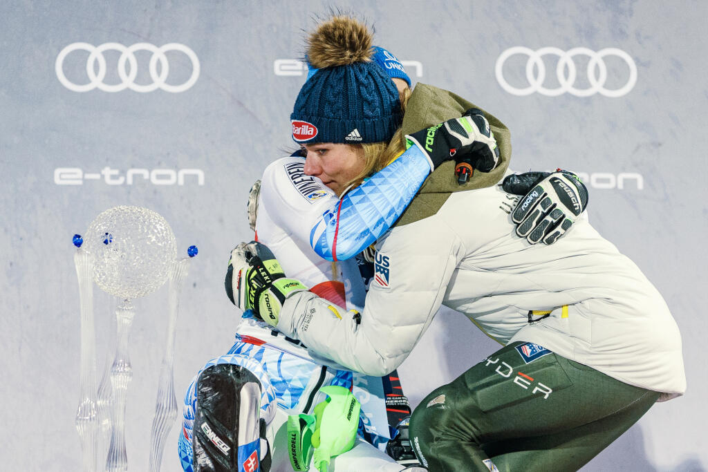 Mikaela Shiffrinová a Petra Vlhová.