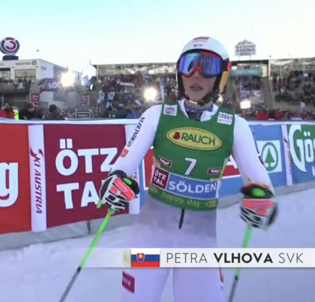 Petra Vlhová sa na trať na rakúskom ľadovci spustila s novým dizajnom kombinézy.