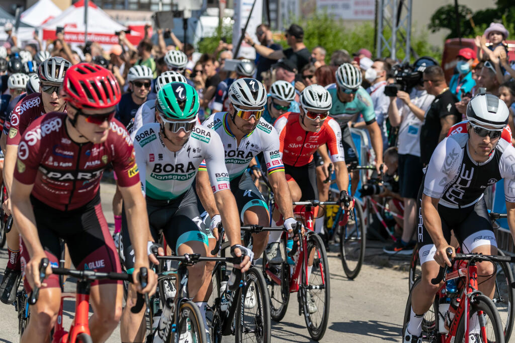 Peter Sagan suverénnym spôsobom ovládol slovenský šampionát. V Bánovciach nad Bebravou mal oboch rodičov, ktorí sa však obchádzali.