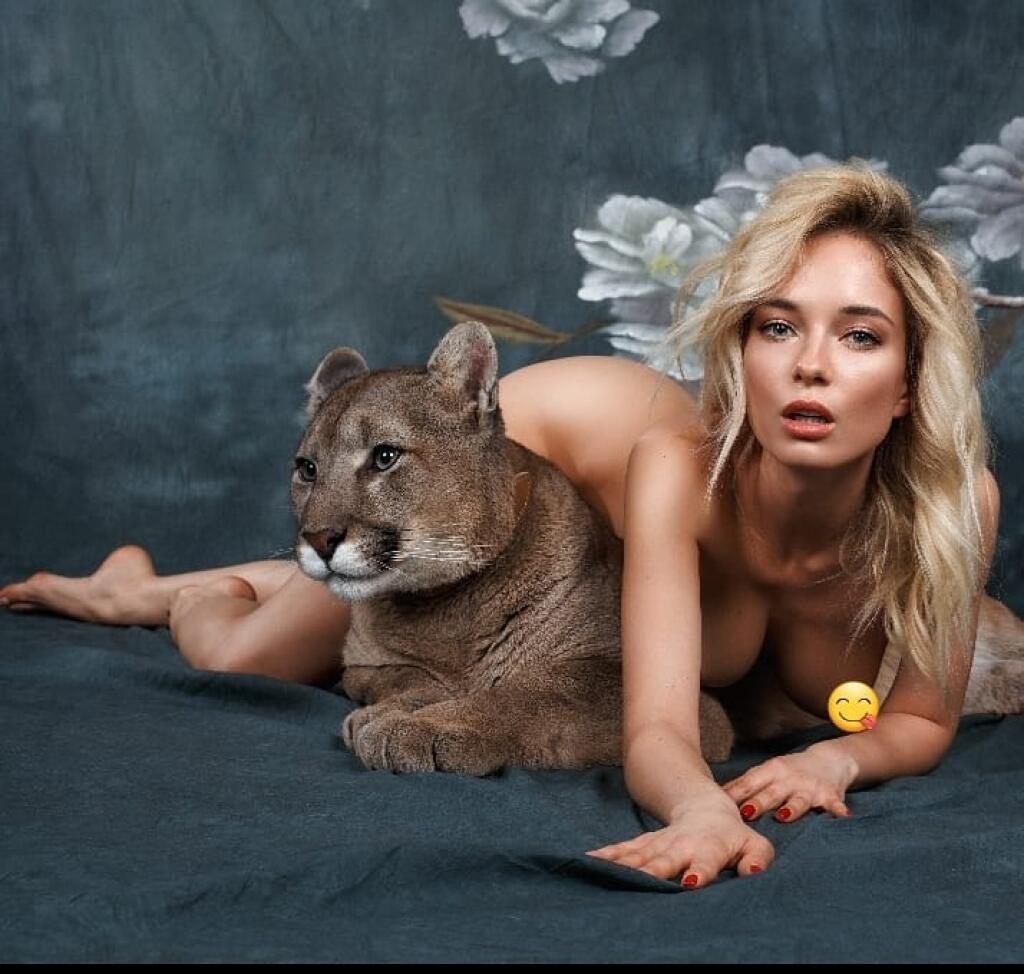 Sexi Natalia Nemchinová sa na Instagrame skrýva pod prezývkou Natali Andreeva. V Rusku ju vyhlásila playmate roka 2016.