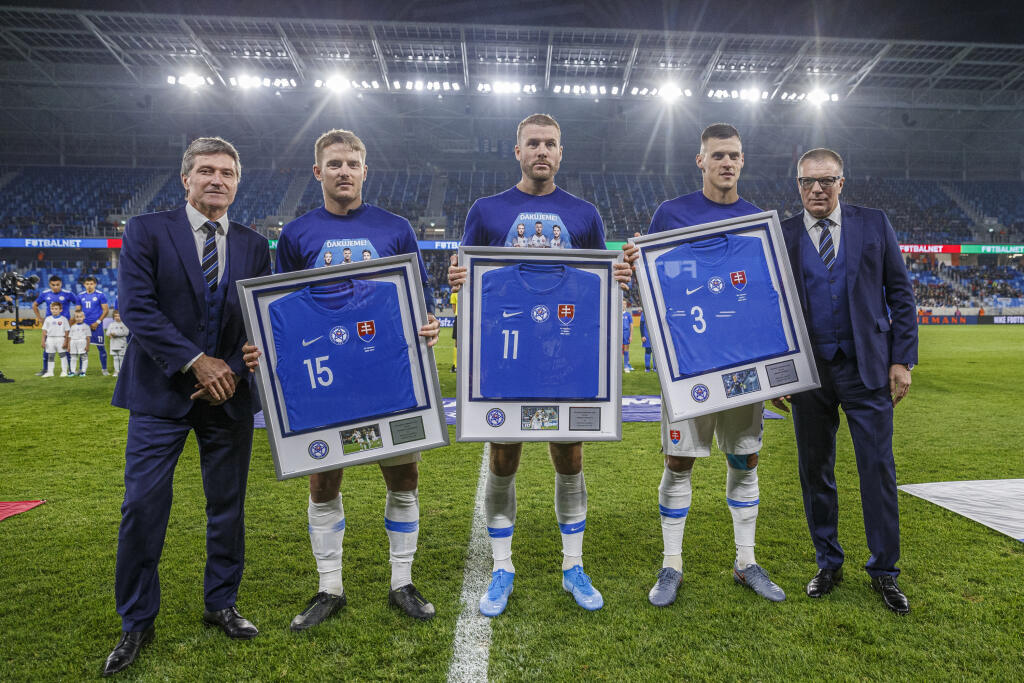 Škrtel odohral za reprezentáciu 104 zápasov.