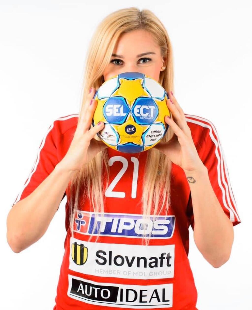 Simona Szarková patrí už roky k najlepším slovenským hádzanárkam.