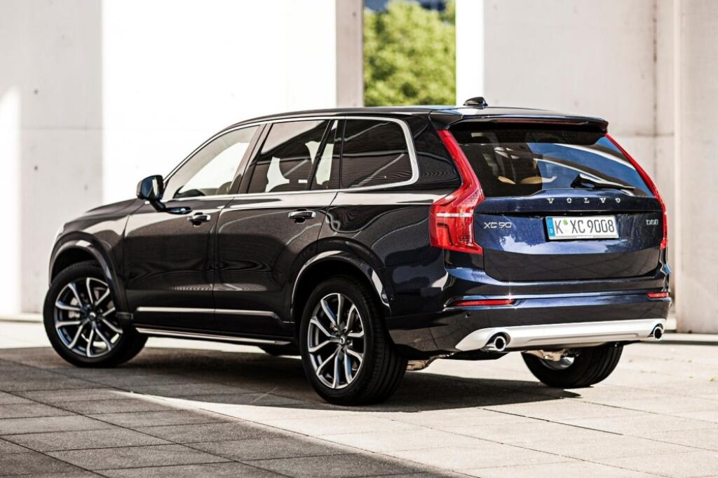 Volvo XC90 D5 AWD