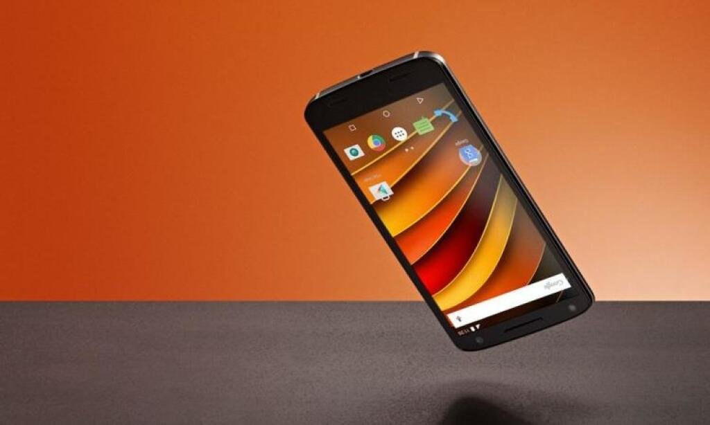 Motorola Droid Turbo 2: Konečne nerozbitný displej na mobile