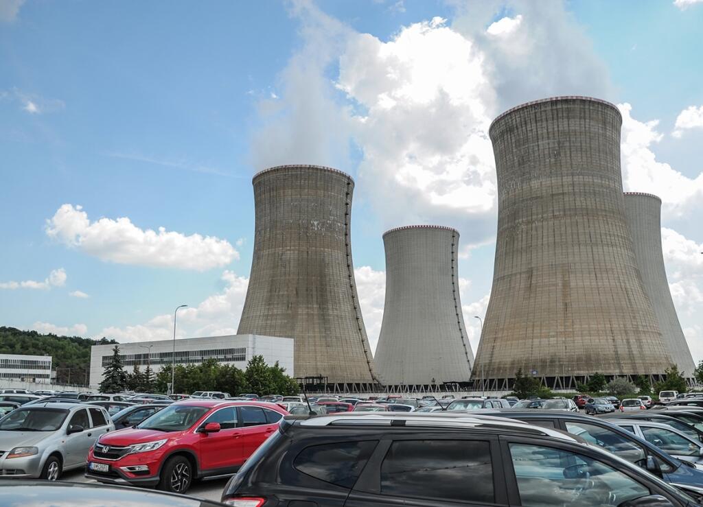 Pohľad na Atómové elektrárne v Mochovciach