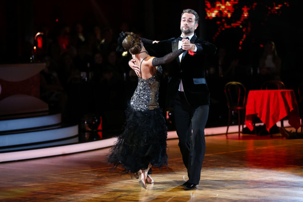 3. kolo tanečnej súťaže celebrít Lets Dance vysielanej naživo z Bratislavskej Incheby. Na snímke Vladimír Kobielsky a Dominika Chrapeková
