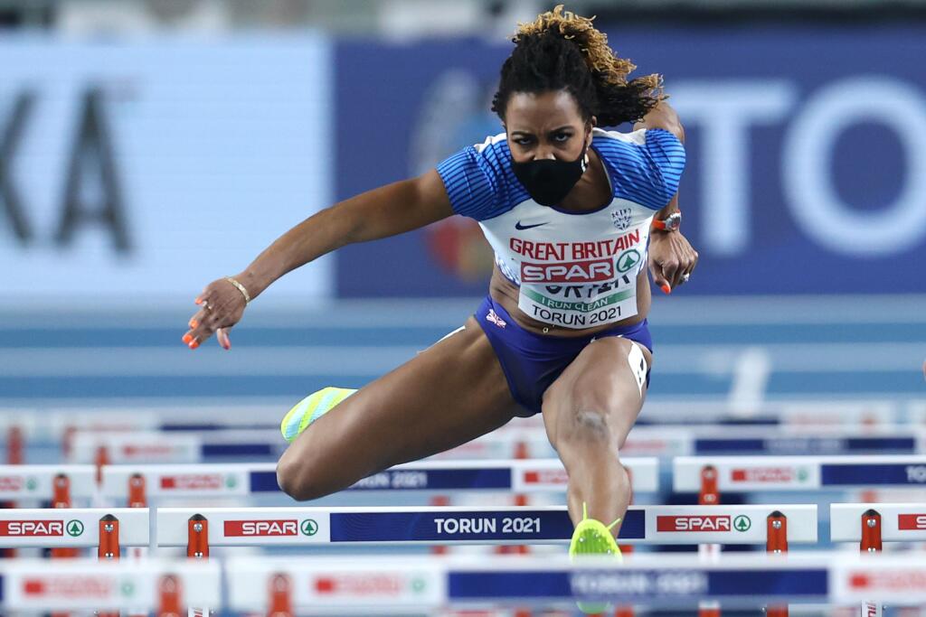 Tiffany Porterová pretekala s rúškom a vraj to nebol žiadny hendikep-