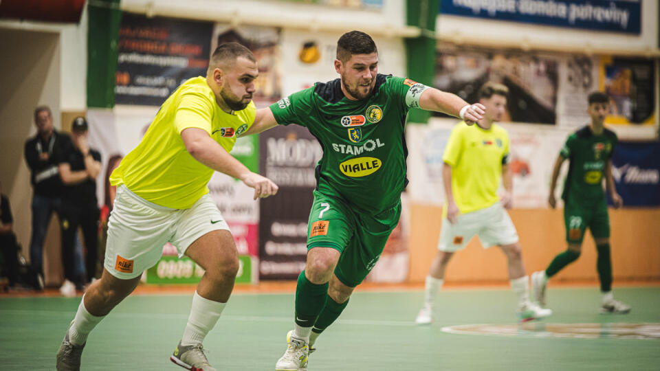 Fotka zo zápasu MŠK Nové Zámky - Futsal Team Levice.