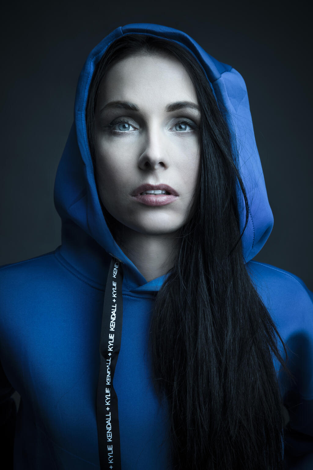 Peťa si to ako žena užíva, aj preto najradeš nosí šaty a podpätky. Všetko to, čo v koži muža nesmela