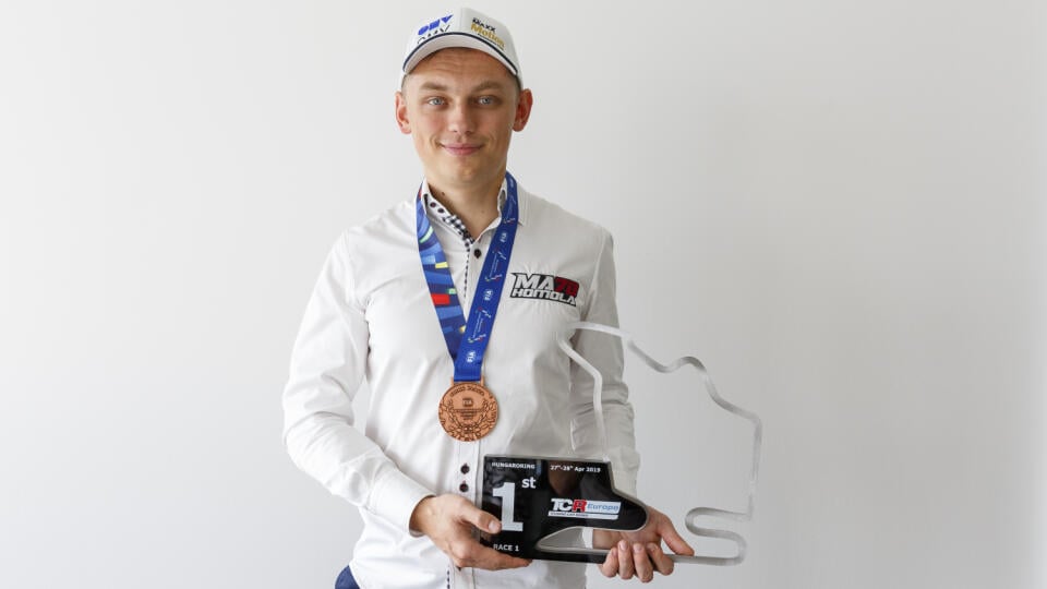 Slovenský automobilový jazdec Matej Homola