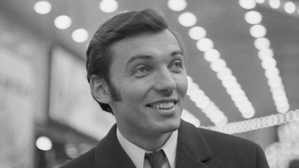 Božský Karel Gott za mlada