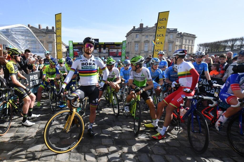 Sagan pred štartom Paríž-Roubaix 2019.