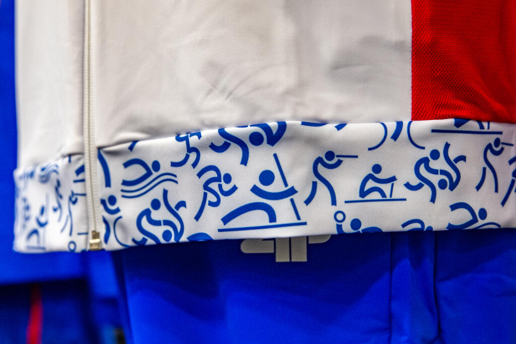 Slovenský olympijský a športový vybor predstavil voľnočasové a športové oblečenie pre členov slovenskej výpravy na OH Tokio 2020.