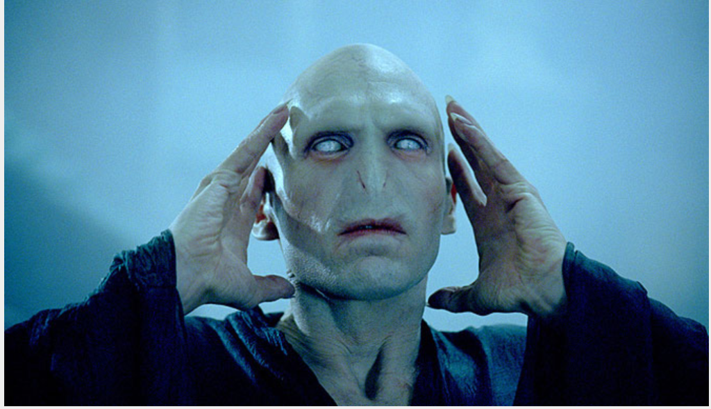 Fiennes ako lord Voldemort
