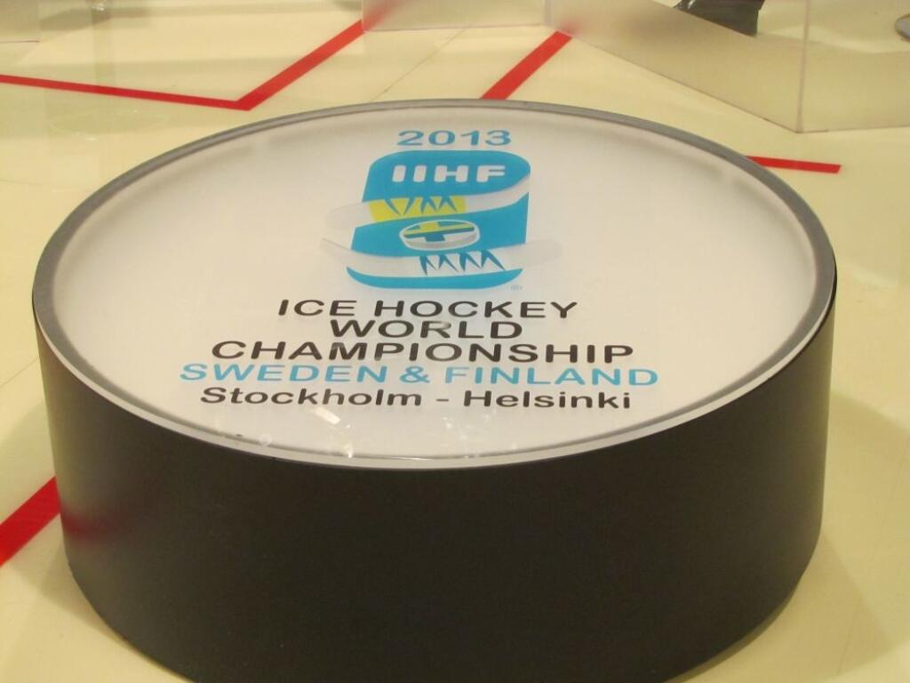 Hokejový šampionát sa začal. Web RTVS mal problémy (Pozrite si program a štúdio)