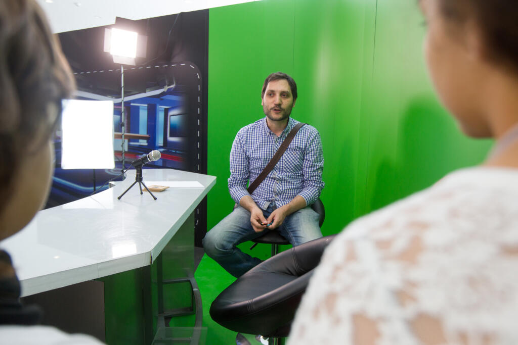V nákupnom centre - predvadzanie ako sa robí televizia.