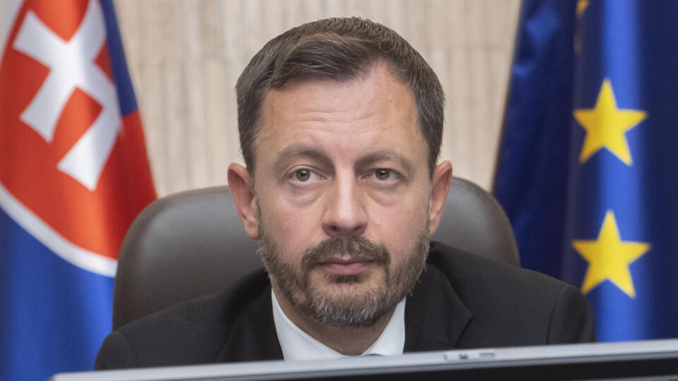 Eduard Heger - predseda vlády Slovenskej republiky a zároveň exminister financii.