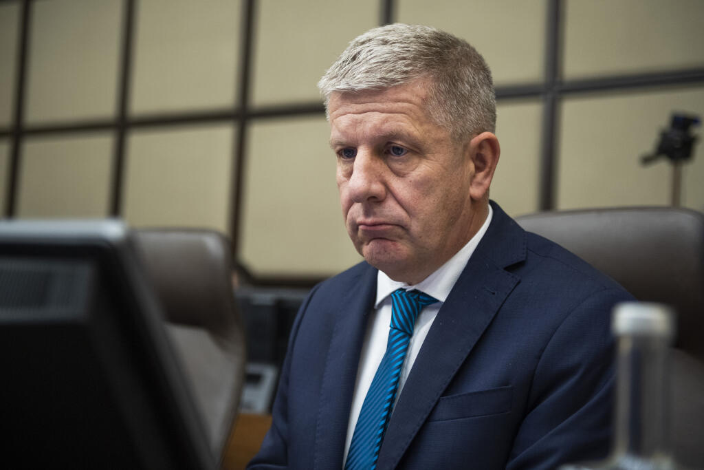 Na snímke minister zdravotníctva SR Vladimír Lengvarský (nominant OĽaNO) počas 114. schôdze vlády SR v Bratislave 2. november 2022.