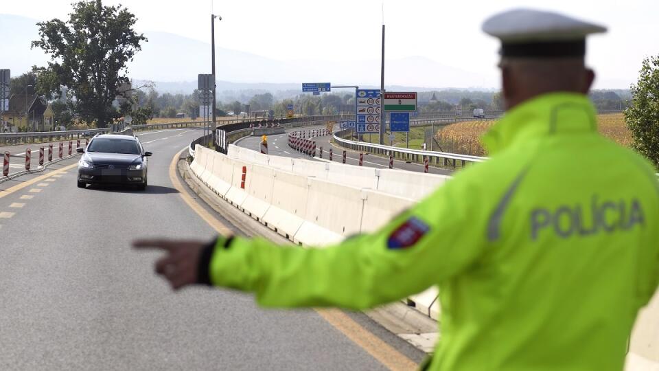 Preventívno-bezpečnostná akcia na slovensko-maďarskom hraničnom priechode Milhosť – Tornyosnémeti