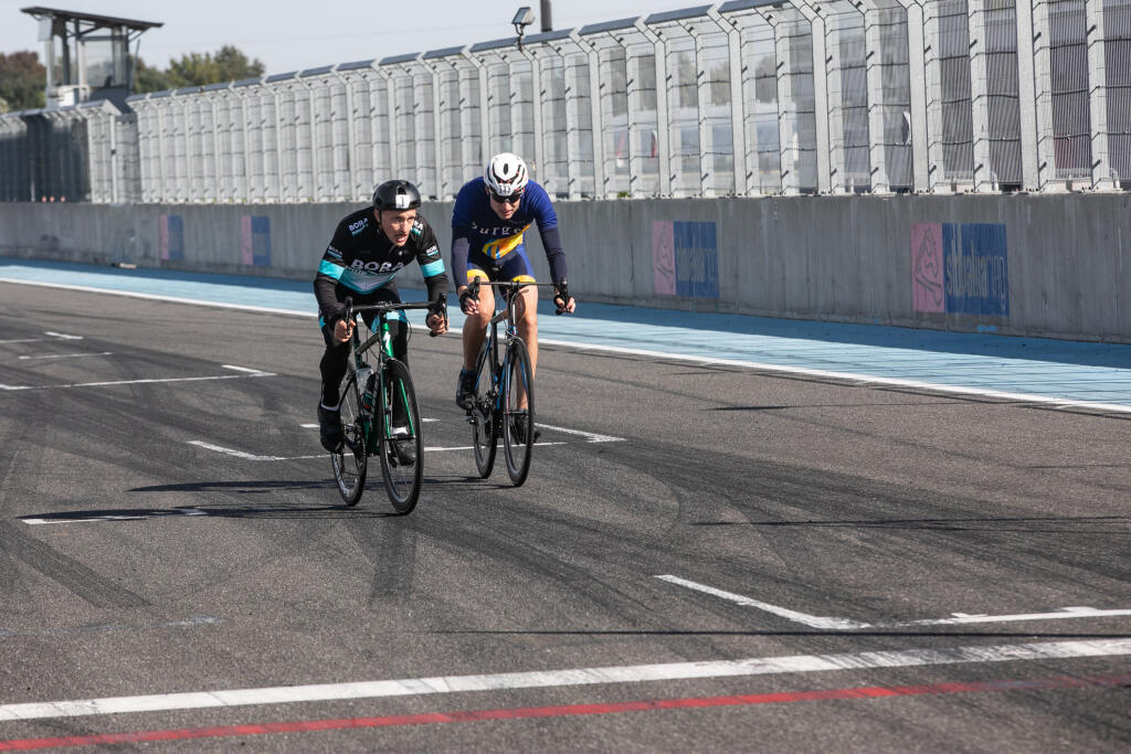 Na okruhu Slovakia Ring sa konal cyklistický šampionát organizácie Špeciálnych olympiád Slovensko, ktorá združuje deti a športovcov s intelektuálnym znevýhodnením.