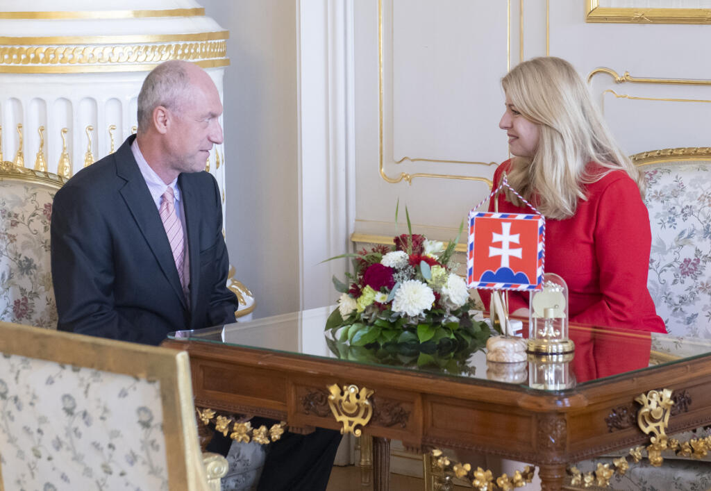 Prezidentka Zuzana Čaputová a minister hospodárstva Karel Hirman.
