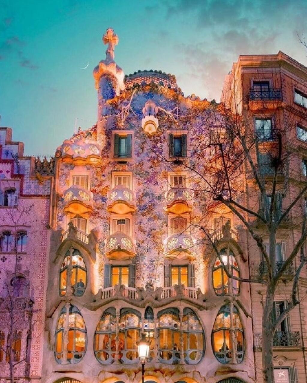 1. BARCELONA, Španielsko