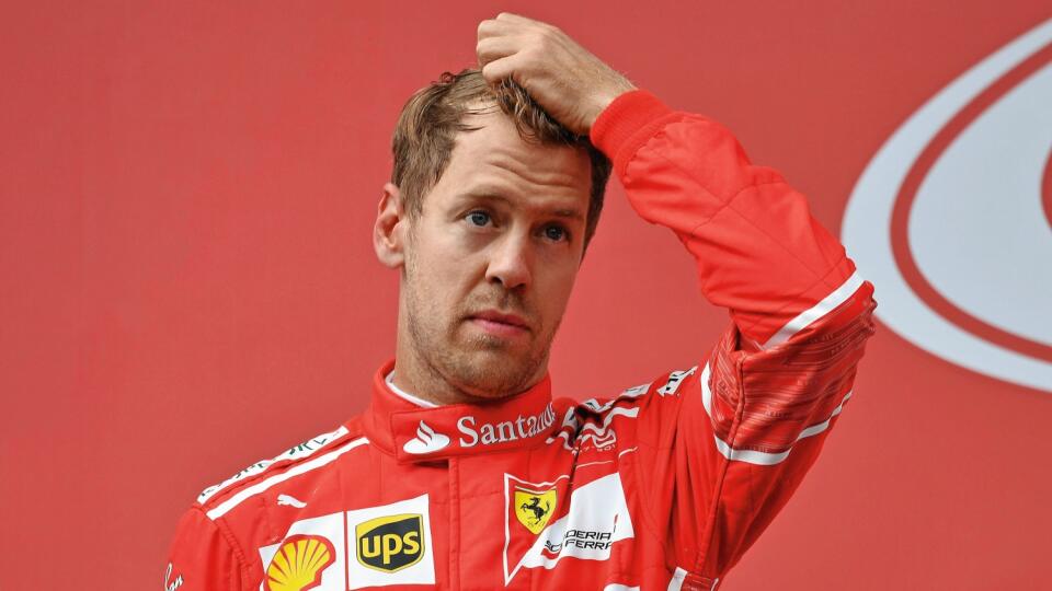 SEBASTIAN VETTEL rokuje s tímom Racing Point