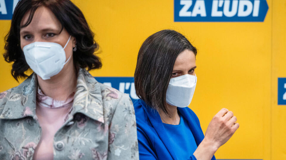 remisova, kolikova, za ludi
