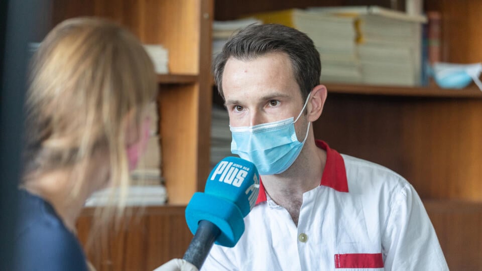 Interview with Mudr.  Peter Sabaka An infectologist from Bratislava Kramárov.