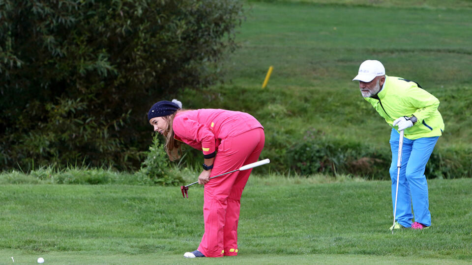 Na snÃ­mke 15. roÄnÃ­k MediÃ¡lneho golfovÃ©ho turnaja vo VeÄ¾kej Lomnici. 