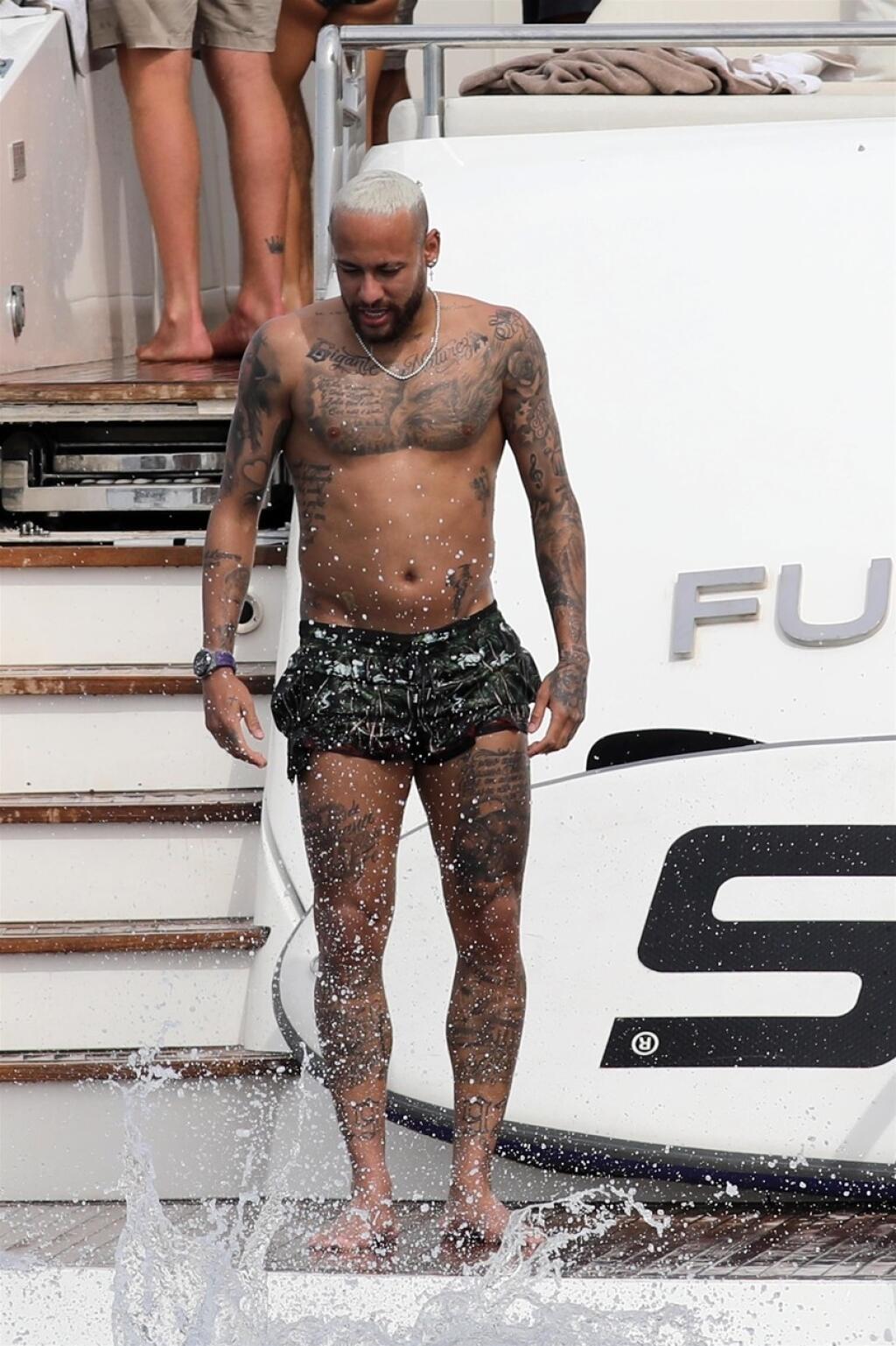 Forma bez futbalu išla dole. Neymar bude musieť zhodiť.