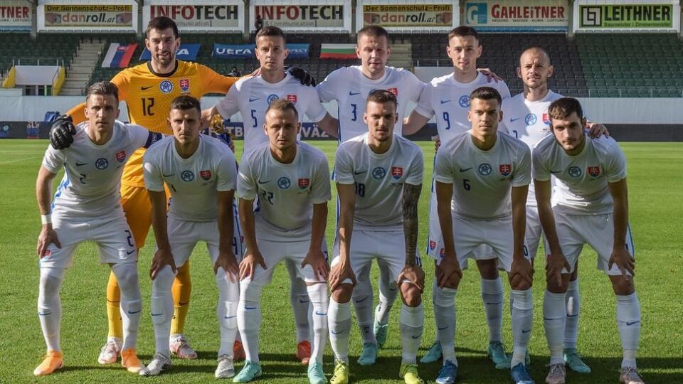 Slovenskí futbalisti pred prípravným zápasom s Bulharskom, ktorý sa skončil nerozhodným výsledkom 1:1.