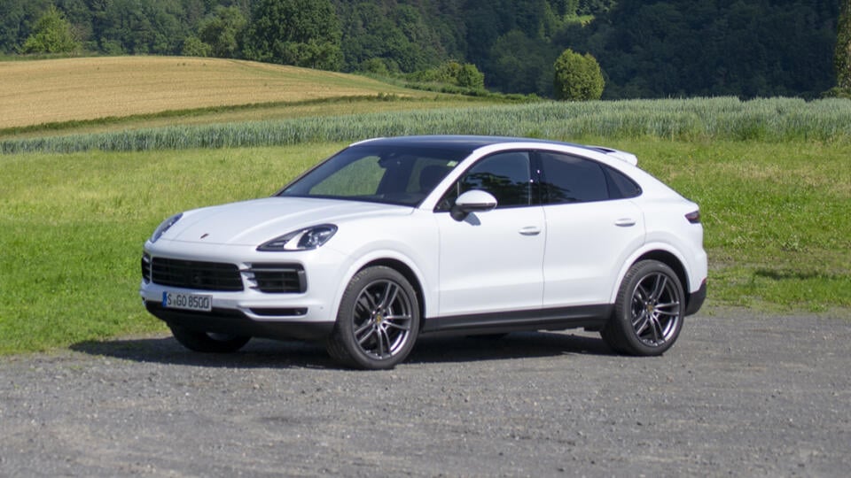 Porsche Cayenne Coupé je podľa nás v rámci svojej triedy z estetického hľadiska najvydarenejšie.