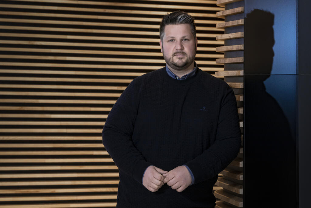Miroslav Galousek je konateľom spoločnosti HRGS, ktorá sa zameriava na ozdravovanie spoločností v oblasti reštrukturalizácie a kontrolingu.