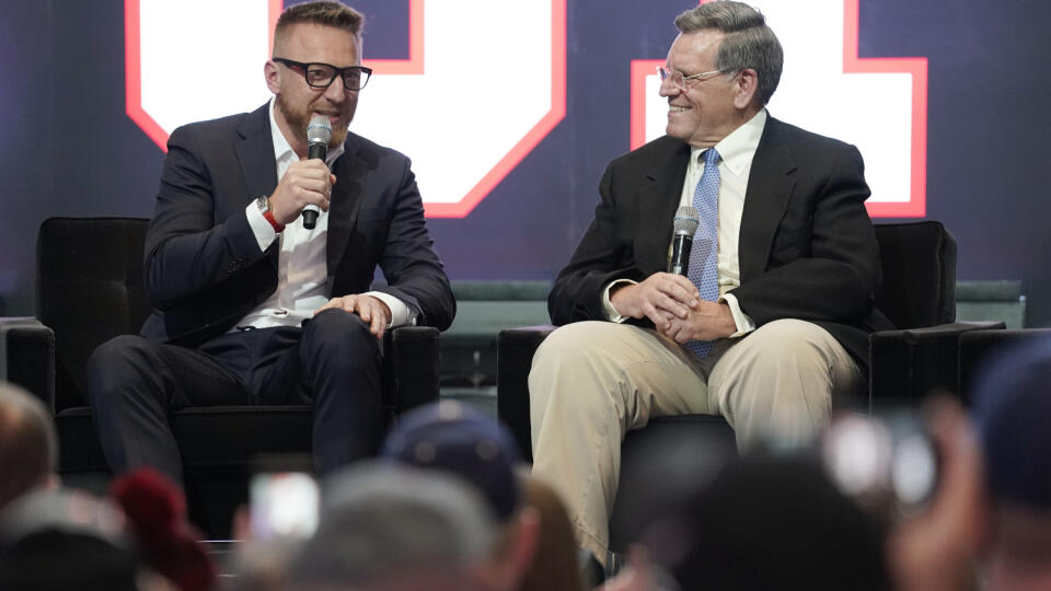 Marián Hossa a Rocky Wirtz v apríli 2022.