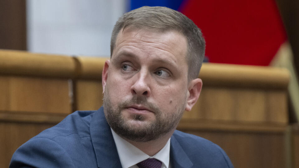 Na snímke minister zdravotníctva SR Kamil Šaško (Hlas-SD) počas 23. schôdze NR SR v utorok 26. novembra 2024 v Bratislave. FOTO TASR - Martin Baumann
