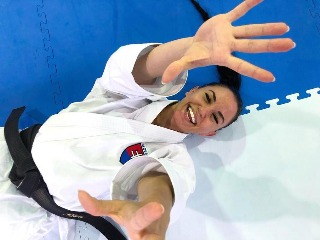 Alžbeta Ovečková patrí k najkrajším športovkyniam pod Tatrami, no uverili by ste tomu, že sa už dlhé roky venuje karate?