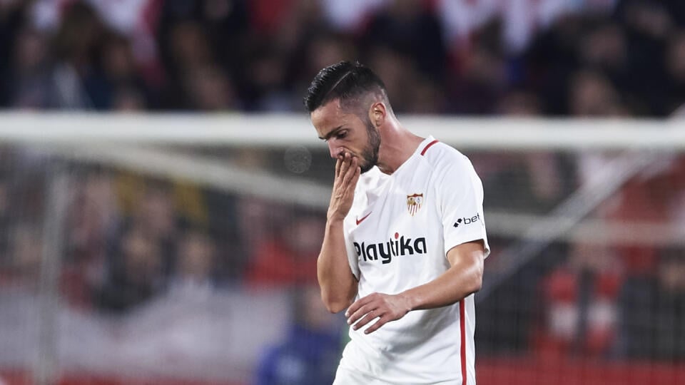 Sevilla sa nechcela vzdať jeho služieb, no PSG bol ochotný zaplatiť výkupnú klauzulu vo výške 18 miliónov eur.