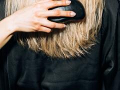 11 najväčších dôvodov prečo strácame vlasy a objem účesu